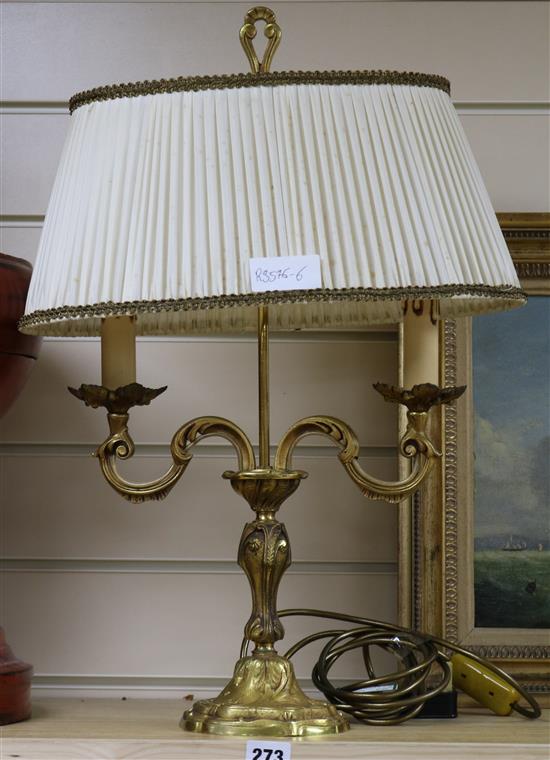 A French lamp